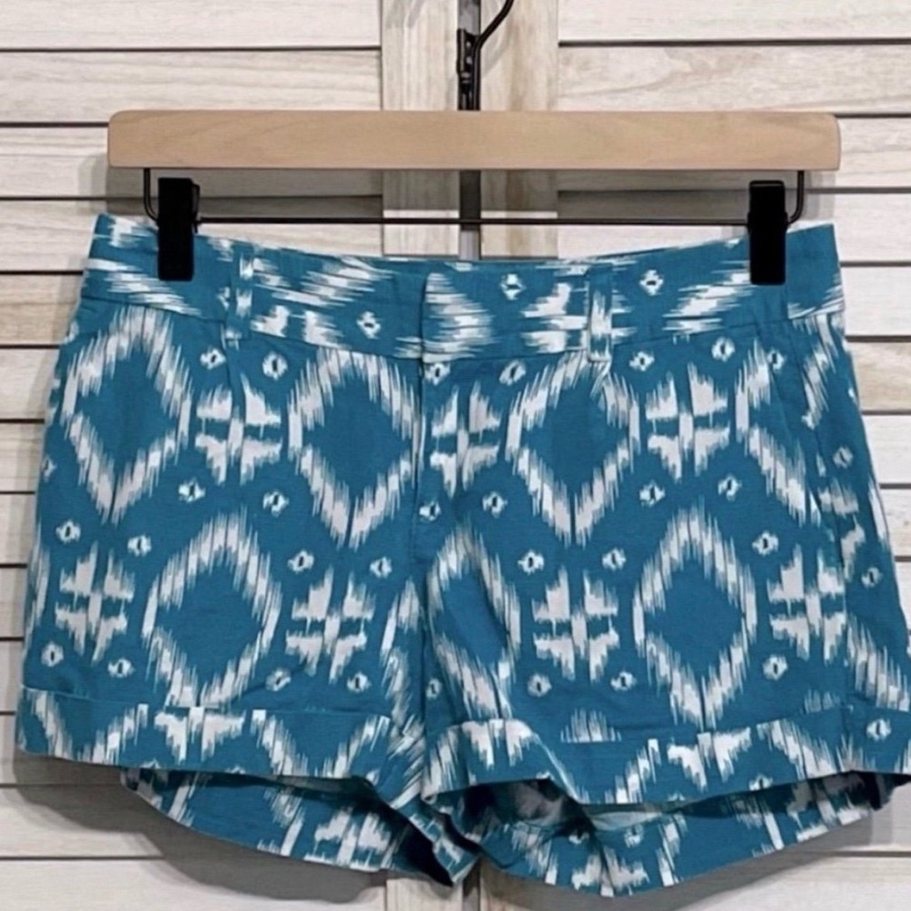 Banana Republic Aztec Print Ryan Fit Shorts Size 0 PRICE FIRM